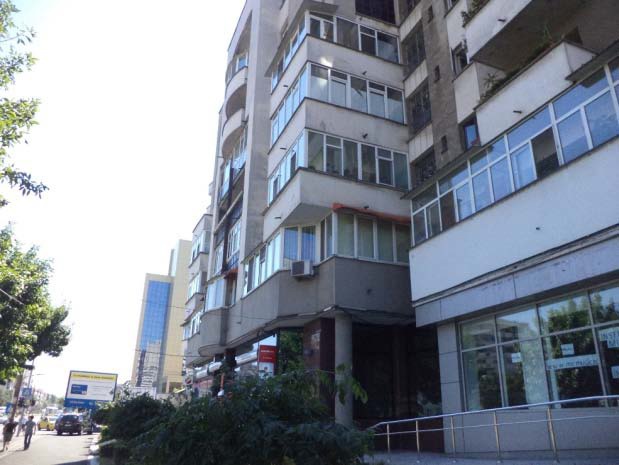 Vanzare apartament 4 cam calea Bucuresti