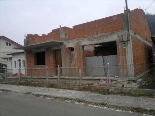 Casa in constructie Bicaz