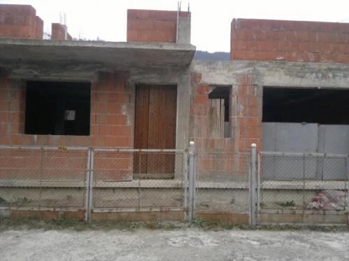 Casa in constructie Bicaz