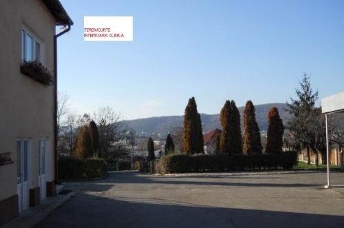 Cladiri si teren Valcea