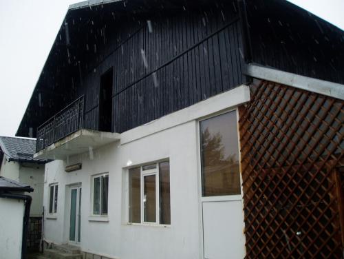 Vanzare case Ploiesti str. Spitalului