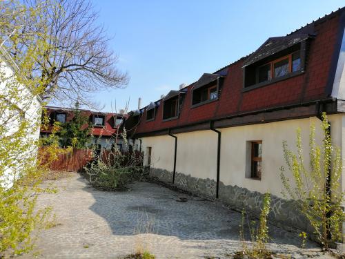 Vanzare cladiri industriale/ comerciale