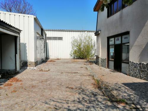 Vanzare cladiri industriale/ comerciale