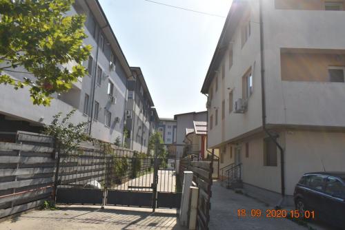 Casa Popesti Leordeni