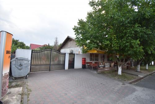 Casa si spatiu comercial Micsunestii Mari jud Ilfov