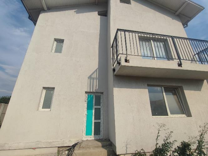 Vila si teren sat Berceni jud Ilfov