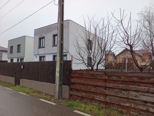 Vanzare Casa si Teren Strejnic