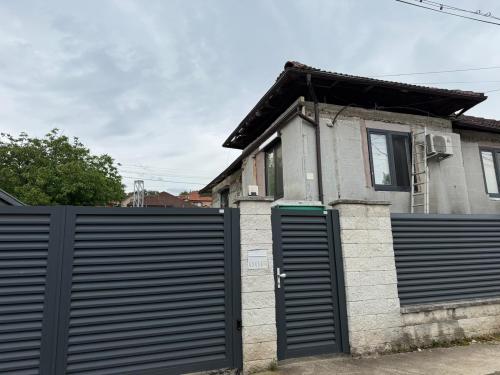 Cota ½ casa si teren Hunedoara, Str. Sarmisegetuza nr. 18