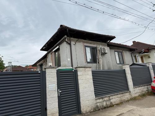 Cota ½ casa si teren Hunedoara, Str. Sarmisegetuza nr. 18